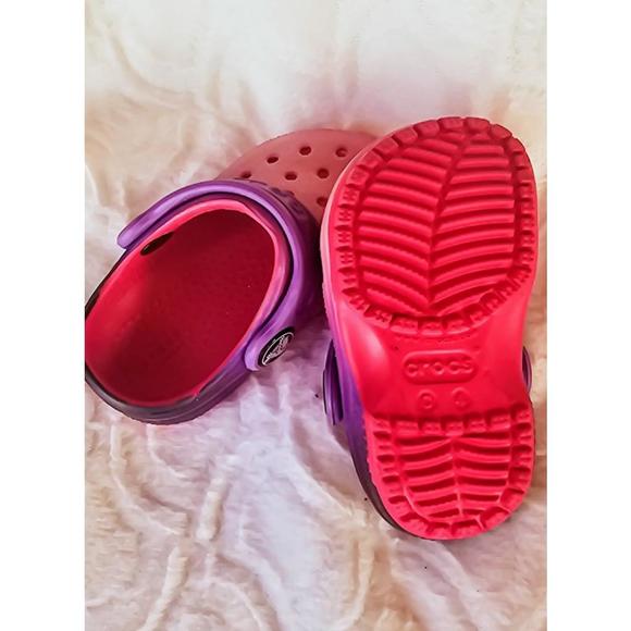 Exp. the Comfort and Style of Crocs Kids Electro III Clogs Pink Paradise Size 4 - Picture 3 of 4